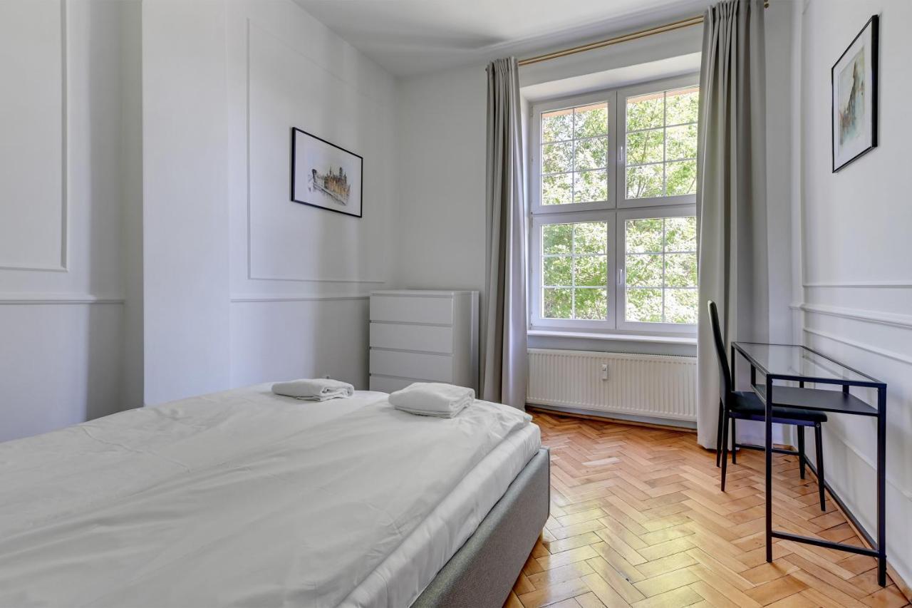 Goma Rent - Szeroka Old Town Apartment Гданск Екстериор снимка